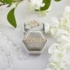 天鹅绒六角戒指盒（外部定制-烫金工艺-稿件尺寸3.5X3CM的六边形-后台上传稿件稿件格式plt）